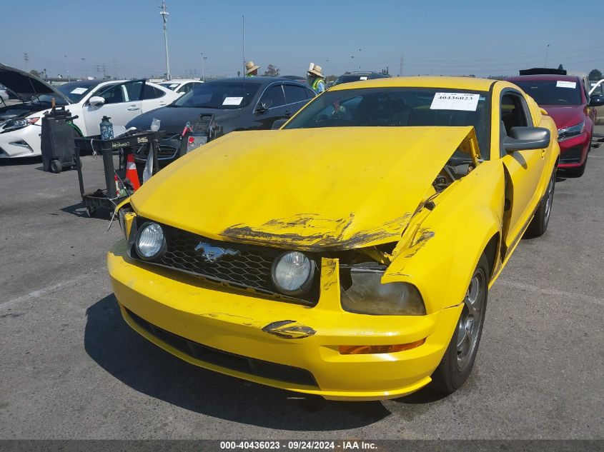 1ZVHT82H455141947 2005 Ford Mustang Gt Deluxe/Gt Premium