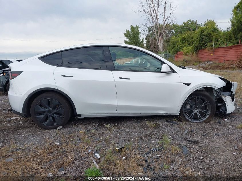 VIN 7SAYGDEE4RA292759 2024 Tesla Model Y, Long Rang... no.14