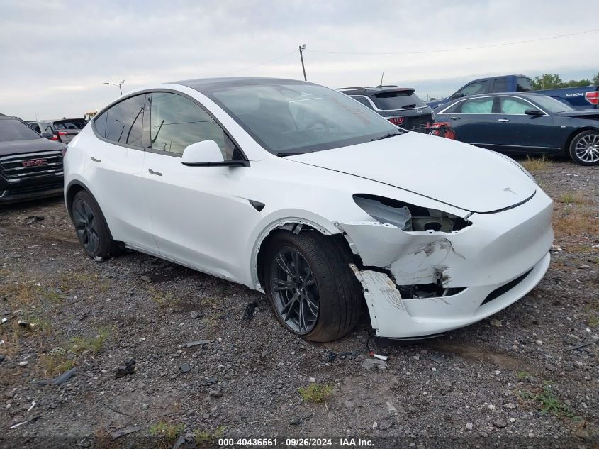 2024 TESLA MODEL Y LONG RANGE DUAL MOTOR ALL-WHEEL DRIVE - 7SAYGDEE4RA292759