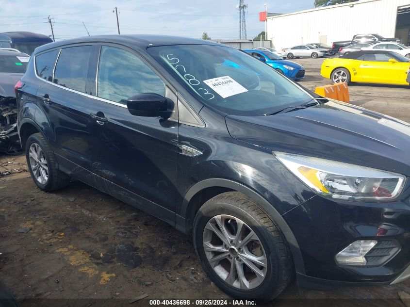 1FMCU9GDXKUC05783 2019 Ford Escape Se