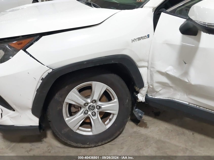 2019 TOYOTA RAV4 HYBRID LE - JTMMWRFV6KD005206