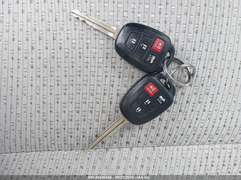 4T1BF1FKXEU377629 2014 Toyota Camry Le