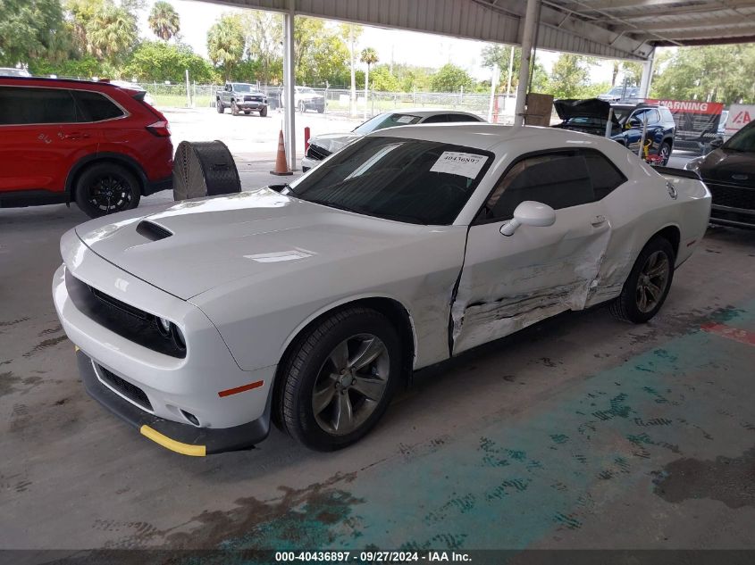 2C3CDZAG3FH821068 2015 DODGE CHALLENGER - Image 2