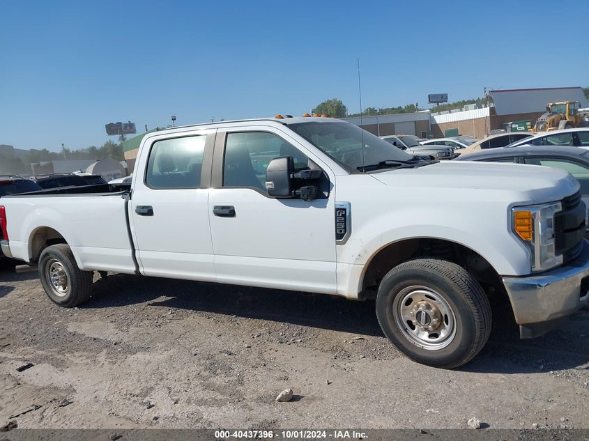 2017 Ford F-250 Xl VIN: 1FT7W2A66HEB42024 Lot: 40437396