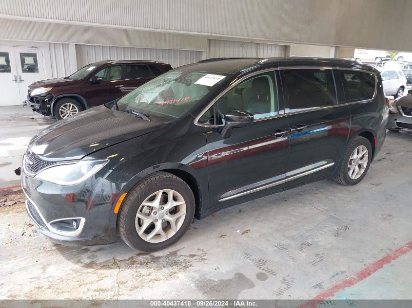 2018 Chrysler Pacifica Touring L VIN: 2C4RC1BG4JR193193 Lot: 40437418