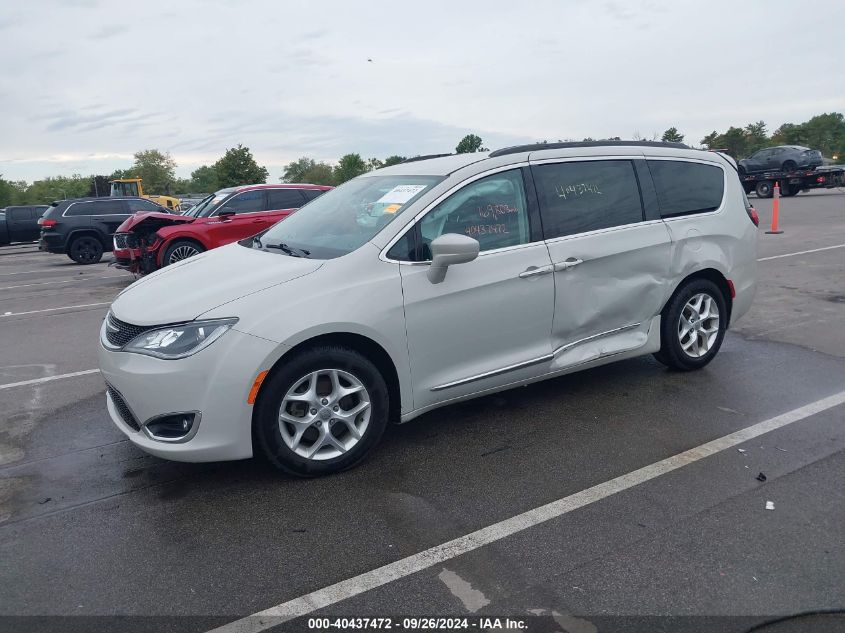 2C4RC1BG5HR571595 2017 CHRYSLER PACIFICA - Image 2