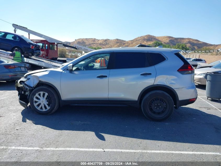 2019 Nissan Rogue S VIN: JN8AT2MT6KW504360 Lot: 40437709