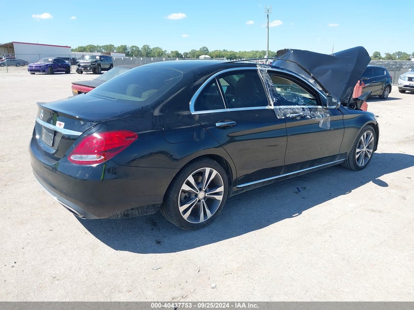 VIN 55SWF4JB0HU189826 2017 MERCEDES-BENZ C 300 LUXURY/SPORT