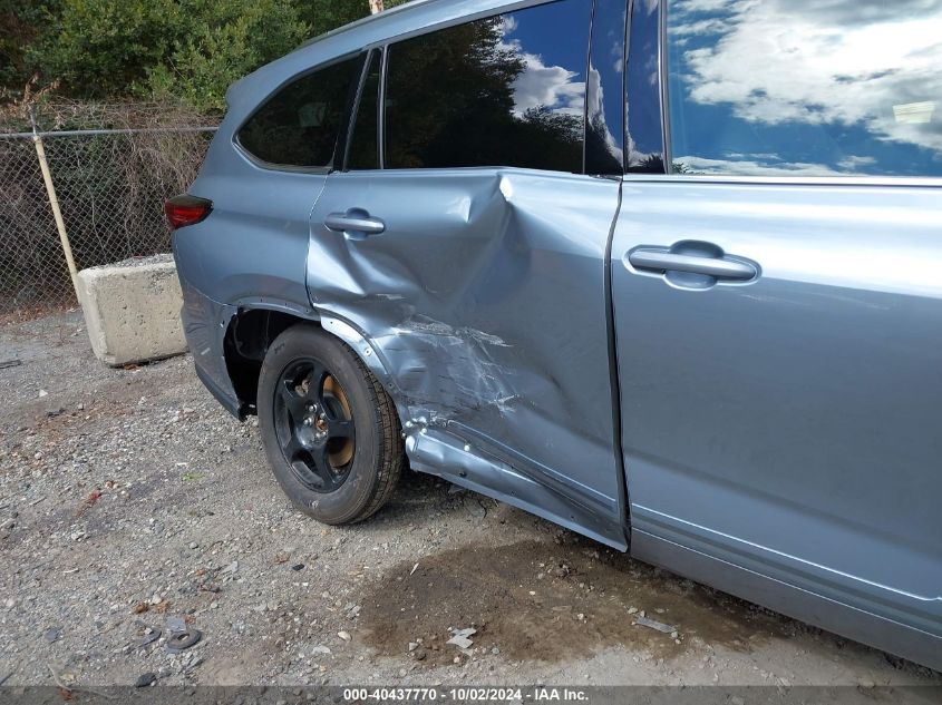 5TDFZRBH3MS132938 2021 Toyota Highlander Platinum