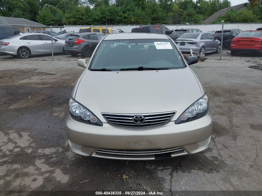 2005 Toyota Camry Le VIN: 4TBE32K05U552166 Lot: 40438325