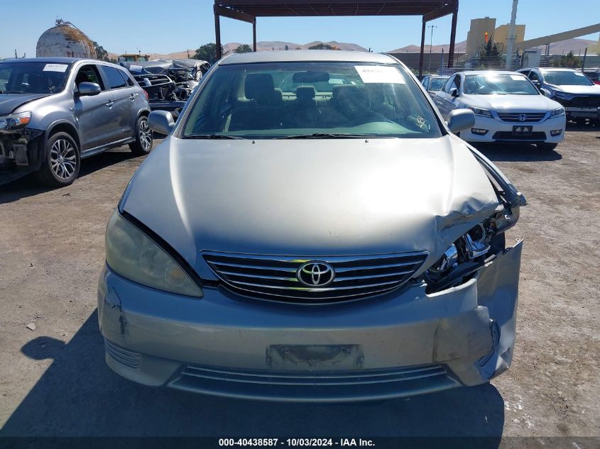 2005 Toyota Camry Le VIN: 4T1BE32K95U637457 Lot: 40438587