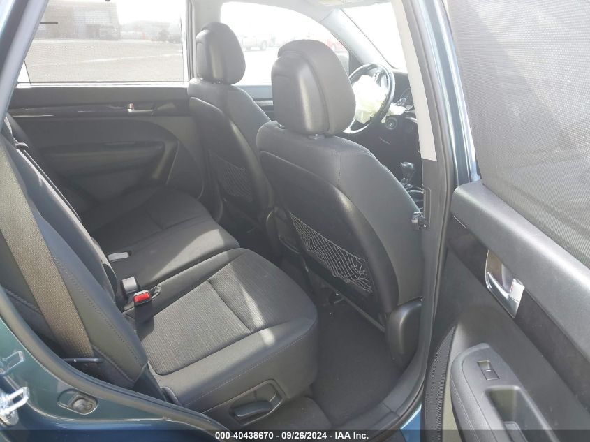 2014 KIA SORENTO LX - 5XYKT4A6XEG510139