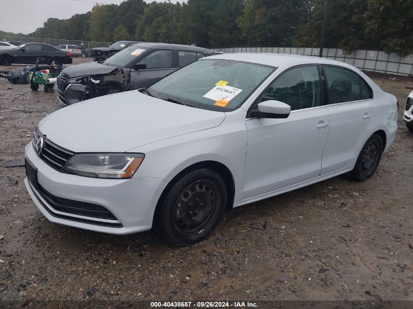 3VW167AJ0HM320007 2017 VOLKSWAGEN JETTA - Image 2