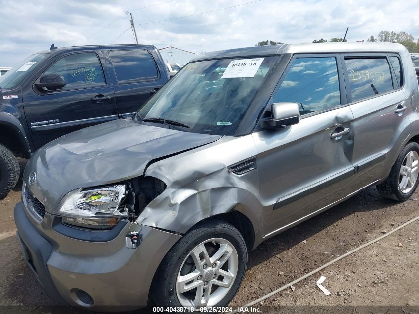 2011 Kia Soul + VIN: KNDJT2A2XB7315325 Lot: 40438718