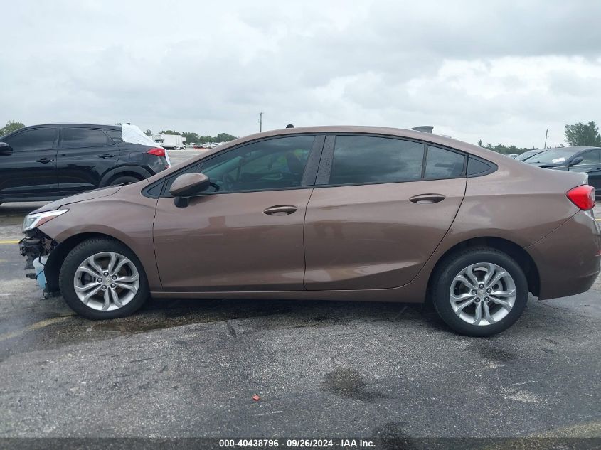 2019 Chevrolet Cruze Ls VIN: 1G1BC5SM3K7122013 Lot: 40438796