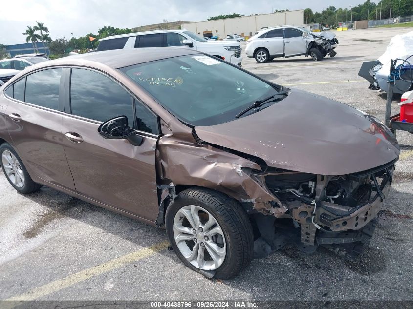 2019 Chevrolet Cruze Ls VIN: 1G1BC5SM3K7122013 Lot: 40438796