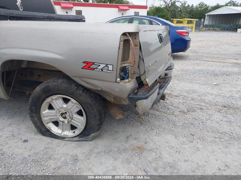 2003 Chevrolet Silverado 1500 K1500 VIN: 1GCEK19T43E323641 Lot: 40438888