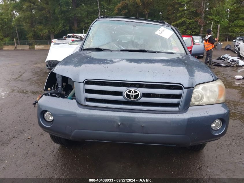 5TDZA3EHXCS018852 2012 Toyota Highlander