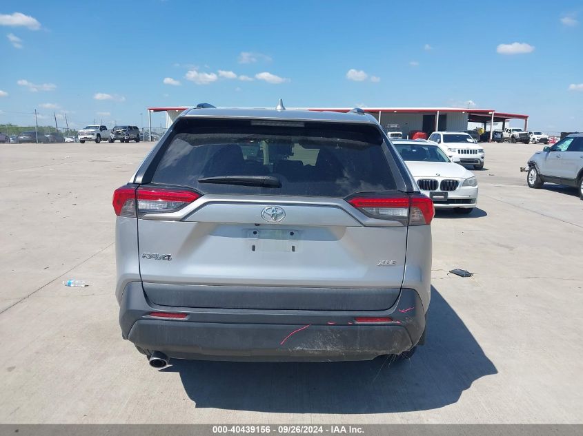 2021 Toyota Rav4 Xle VIN: 2T3W1RFVXMW121196 Lot: 40439156