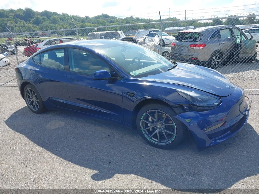 5YJ3E1EB8NF233583 2022 TESLA MODEL 3