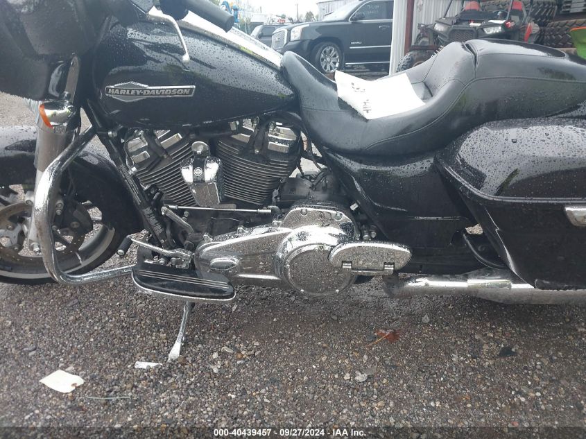 2023 Harley-Davidson Flhx VIN: 1HD1KBC12PB630498 Lot: 40439457