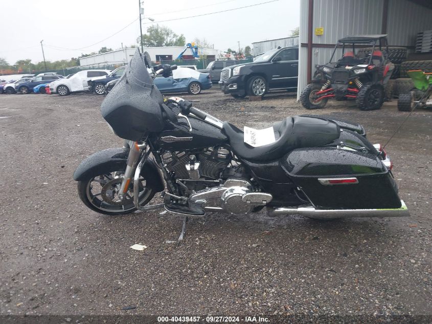 2023 Harley-Davidson Flhx VIN: 1HD1KBC12PB630498 Lot: 40439457