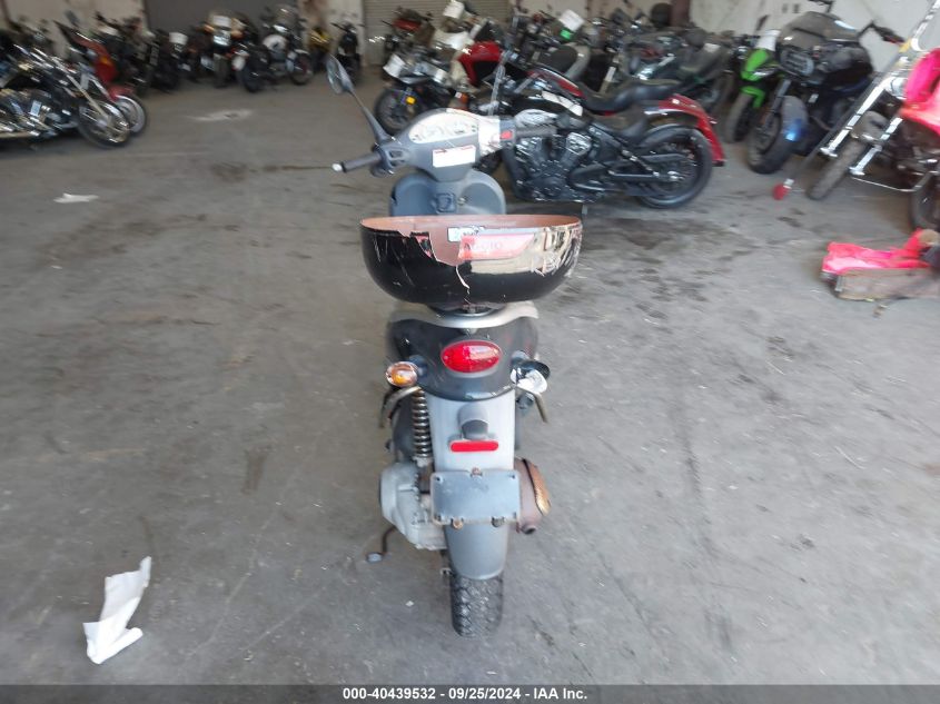 2003 Piaggio Lt 150 VIN: ZAPM228FX35002134 Lot: 40439532