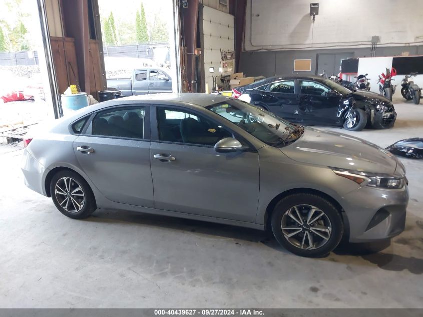 2023 Kia Forte Lxs VIN: 3KPF24ADXPE530121 Lot: 40439627