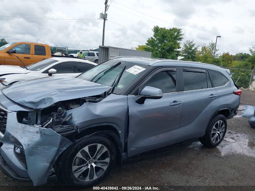 2023 TOYOTA HIGHLANDER HYBRID XLE - 5TDKBRCH4PS135739