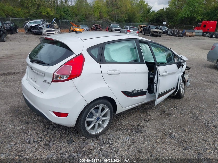 VIN 3FADP4EJ7KM133317 2019 FORD FIESTA SE