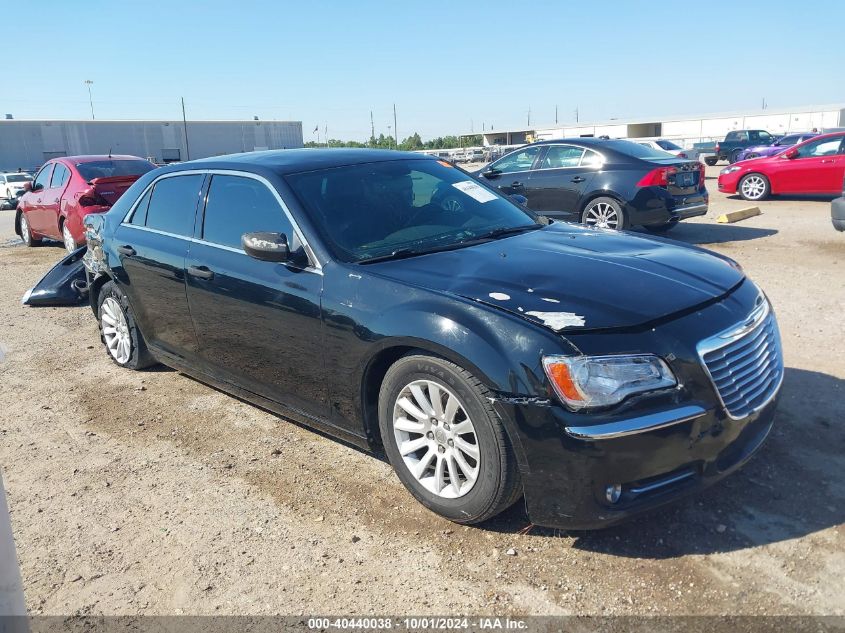 2C3CCAAG8DH532642 2013 Chrysler 300 Motown