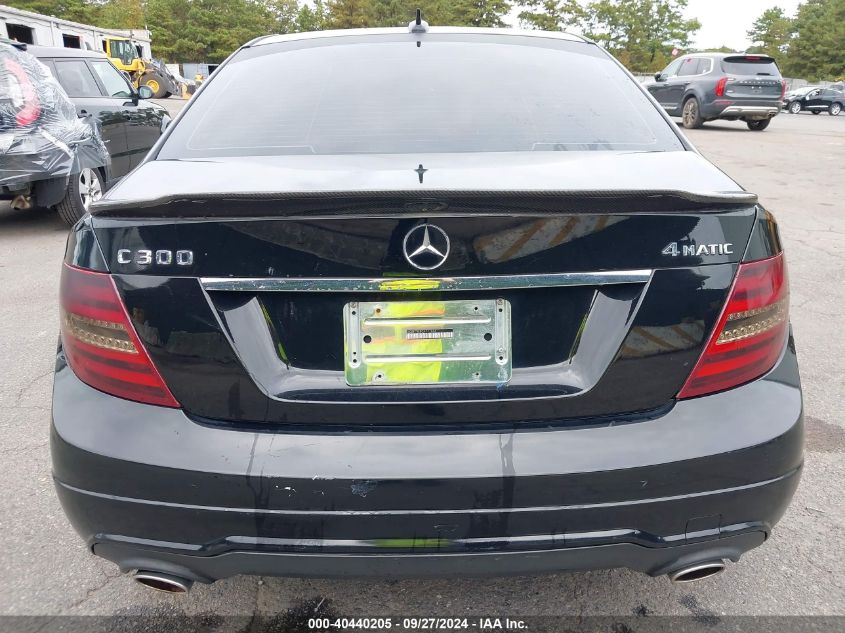 2012 Mercedes-Benz C 300 Luxury 4Matic/Sport 4Matic VIN: WDDGF8BB6CR206181 Lot: 40440205