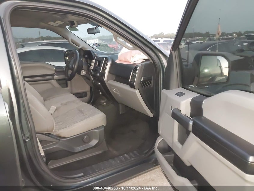 VIN 1FTEW1CBXJKE08115 2018 FORD F-150 XLT