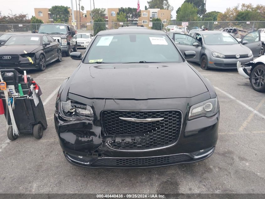 2015 Chrysler 300 300S VIN: 2C3CCAGG3FH808719 Lot: 40440438