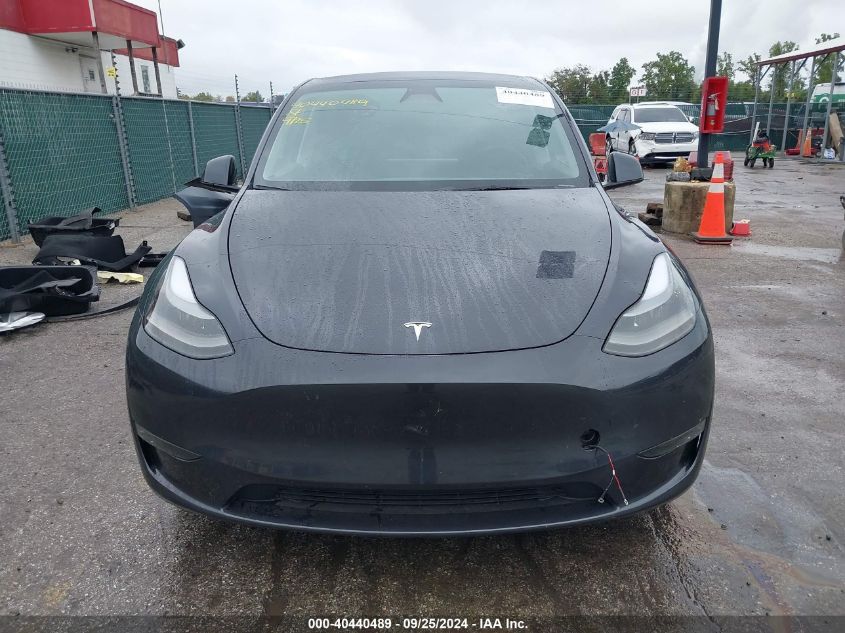 2024 Tesla Model Y Long Range Dual Motor All-Wheel Drive VIN: 7SAYGDEE1RA271965 Lot: 40440489