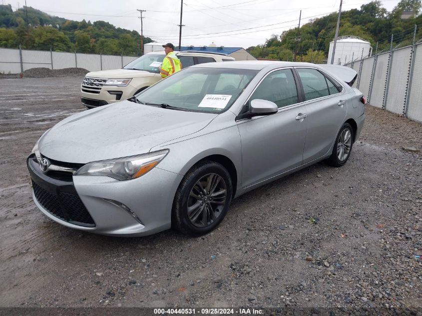 4T1BF1FK5FU105023 2015 TOYOTA CAMRY - Image 2