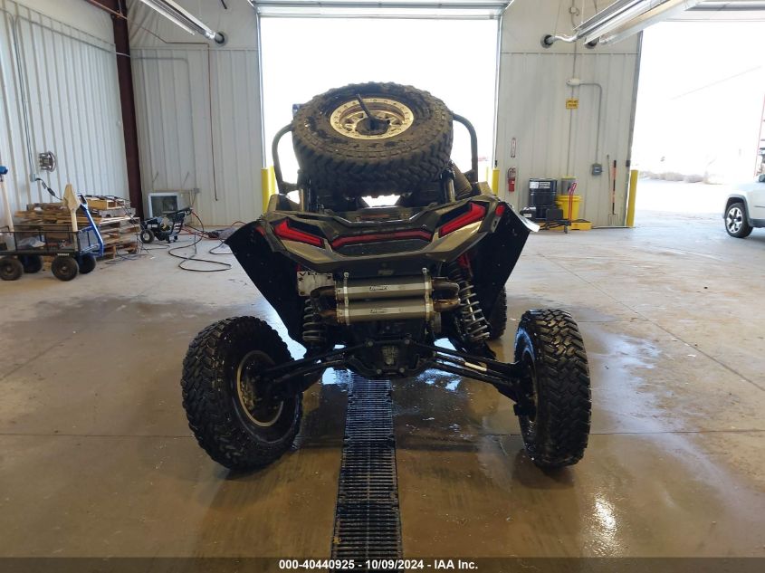 2019 Polaris Rzr Xp Turbo S VIN: 3NSVEL923KF585771 Lot: 40440925