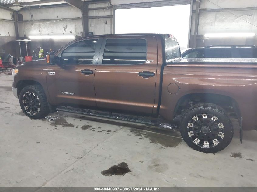 2017 Toyota Tundra Sr5 5.7L V8 VIN: 5TFEW5F15HX224904 Lot: 40440997