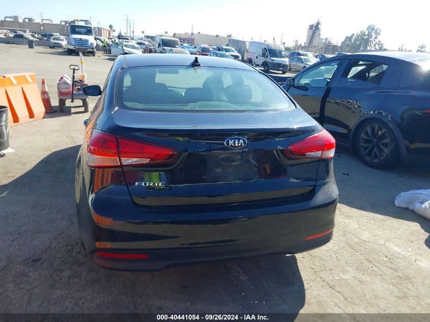 2017 Kia Forte Lx VIN: 3KPFK4A78HE031040 Lot: 40441054