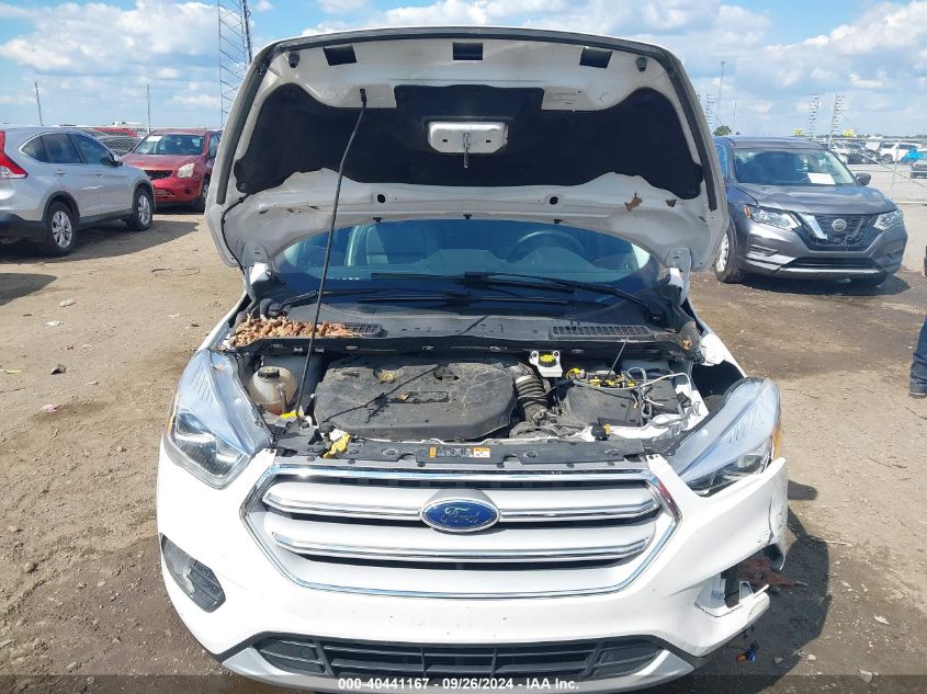 1FMCU9J90KUB83202 2019 Ford Escape Titanium