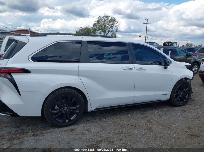 5TDDRKEC9MS055135 2021 Toyota Sienna Xse