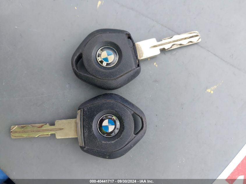 4USCH9343YLF86435 2000 BMW Z3 2.3