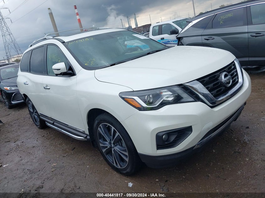 NISSAN PATHFINDER PLATINUM 2018