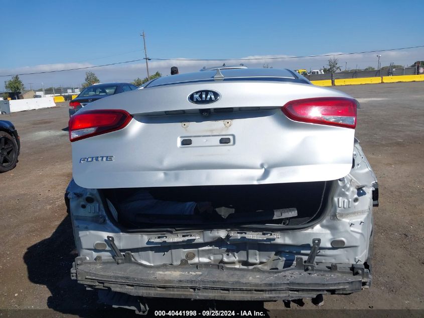 3KPFL4A7XHE009022 2017 Kia Forte Lx