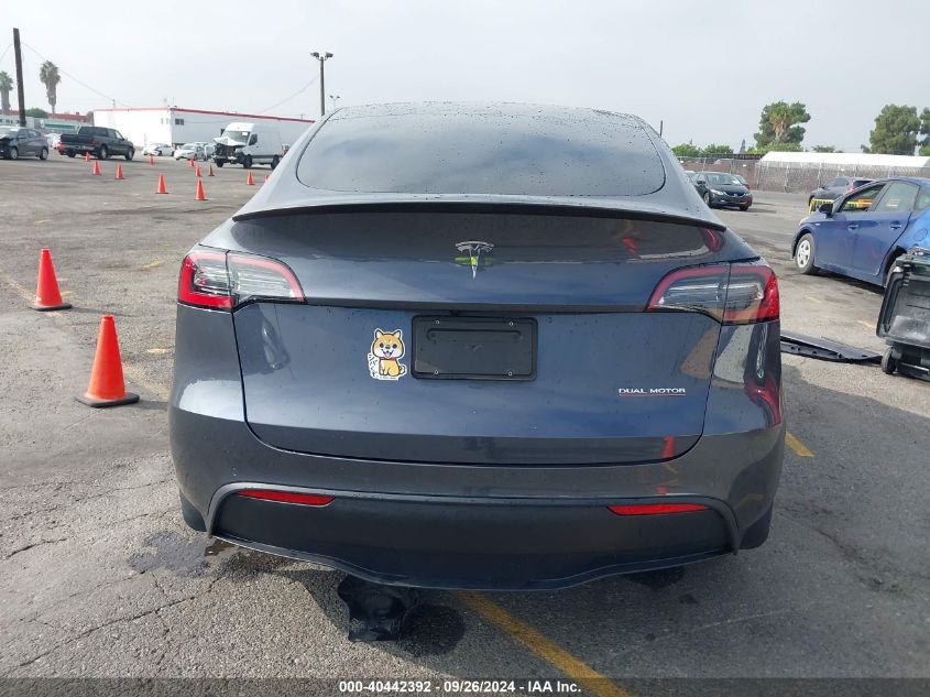 2022 Tesla Model Y Performance Dual Motor All-Wheel Drive VIN: 7SAYGDEF2NF505911 Lot: 40442392