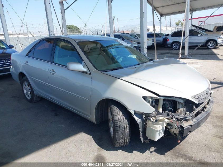 2004 Toyota Camry Le V6 VIN: 4T1BF32K74U581899 Lot: 40442613