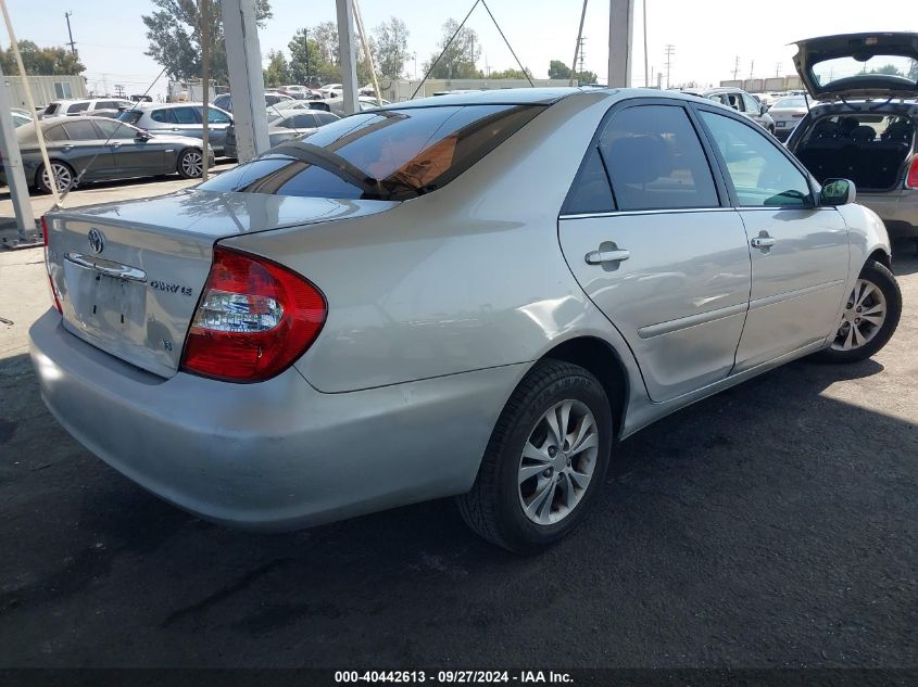 2004 Toyota Camry Le V6 VIN: 4T1BF32K74U581899 Lot: 40442613