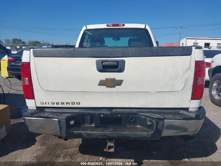 2007 Chevrolet Silverado 2500Hd Work Truck VIN: 1GCHC23K17F523439 Lot: 40442621