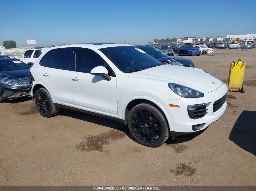 VIN WP1AA2A21JKA03099 2018 Porsche Cayenne, Platinu... no.1