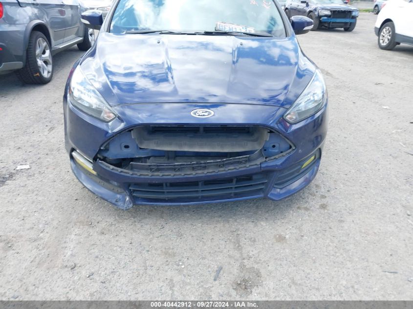 1FADP3L9XHL236213 2017 Ford Focus St